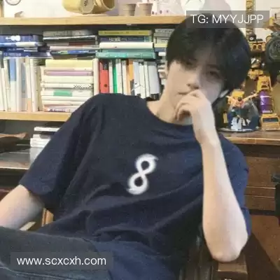 裴允盼